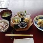 旧南原邸 - ランチ　1580円