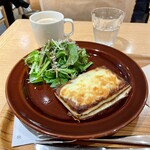 Cafe MUJI 上大岡京急店 - ボロネーゼのラザニアと小松菜のサラダのセット、チャイ
