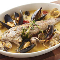 本日の白身魚と魚介のアクアパッツァ