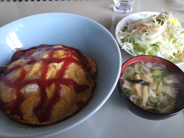 シルクロード &ndash; 東大館の隠れ家喫茶店｜秋田で楽しむレトロなカフェ体験