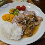 キッチン ブルー グローブ - ご飯を乗せて