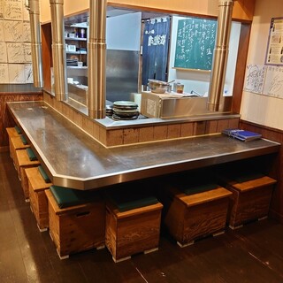 ホルモン道場 闇市倶楽部_2