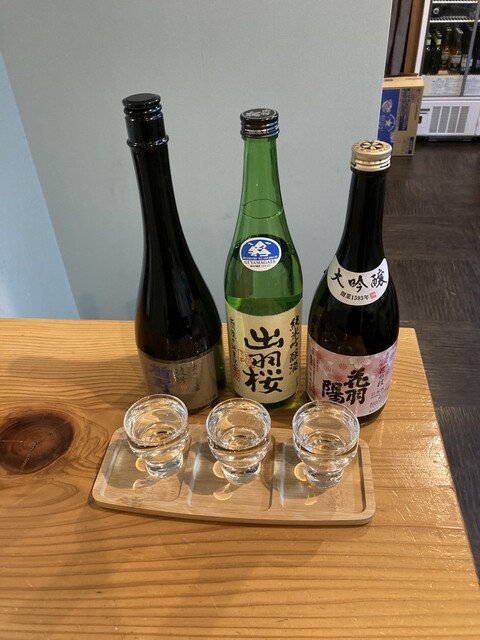 山形さくらんぼ鶏 鶏や 新庄駅前店 &ndash; 立ち飲みで楽しむ絶品鶏料理