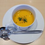 肉と野菜の農家イタリアン アリガト - カボチャのポタージュ