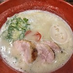 麺や いま村 - 「鶏煮干しらぁめん・塩（1,000円）」と「味玉トッピング（＋120円）」