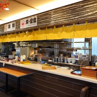 東海パーキングエリア(下り線)フードコート_2