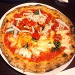 ナポリピッツァ・コジコジ - マルゲリータと白魚のピザ！