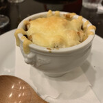 KAZ - オニオングラタンスープ、めちゃくちゃ美味しかった〜