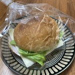 Little Forest Bakery - ハム・チーズ・レタスでサンドイッチ作ってみた