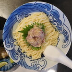 弘明寺丿貫 - 天然ブリの”和え”つけ蕎麦の麺とブリ叩き