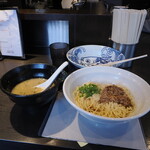 弘明寺丿貫 - ブリアヒージョの和え玉着丼