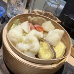 青森の肉と野菜 やだらめぇ 高田馬場店 - 