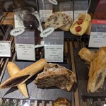 ポワンエリーニュ - 商品棚