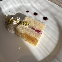 スミレオオサカ - 