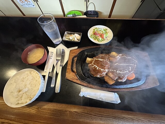 リンダ 俵 - 真室川（洋食）の写真