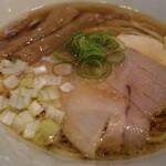 鶏屋 香車 - 鶏水黒醤油ラーメン