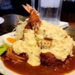 神戸トルコライス - タルタル倍の迫力