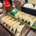 餃子 立山 梅田店 - 