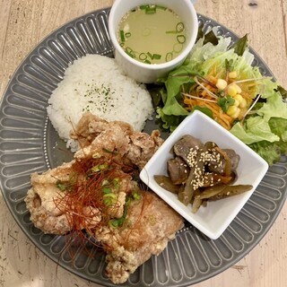 カフェ カフス_1