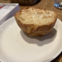 bottega 柏店 - パンは外はカリカリ、中はフワッとして美味しい