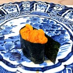 すし屋　小桜 - 馬糞ウニ