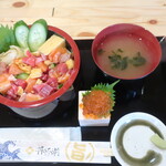 丼兵衛 - バラチラシ丼といくら醤油漬け 2024.11月