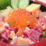 丼兵衛 - バラチラシ丼オンザいくら醬油漬け 2024.11月