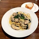 サポセントゥ ディ アキ - かき×ほうれん草のスパゲッティ