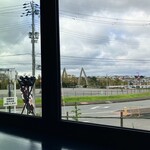 肉の青木商店 - この日は曇天