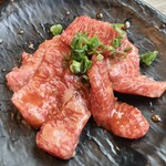 肉の青木商店 - Zooooom up!