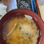 魚や - 味噌汁と味海苔
