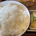 魚や - 大盛ご飯と漬物