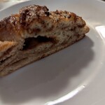 ポワンエリーニュ - カルダモンロール