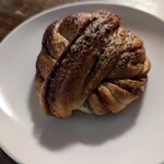 ポワンエリーニュ - カルダモンロール