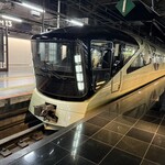 TRAIN SUITE 四季島 - 四季島　上野駅到着17時30分