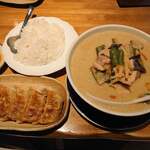 博士ラーメン別館 ＆ HAKASE Thai 博士レストラン本店 - 