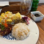 カフェ・ポパイ・ザ・エム - 