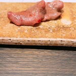 炭火割烹 牛月 - 