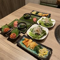 近江うし焼肉 にくTATSU 渋谷店 - 