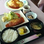レストラン ルイ - ハンバーグ定食・オムライス
