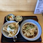 ゆでた亭うどん太郎 - タルタルとり天丼セットのかけ平打ち太麺