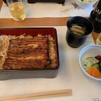 鰻割烹 伊豆栄 本店 - 