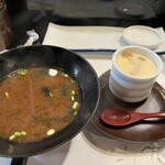 いずみ田 - 寿司ランチ　赤だし、茶碗蒸し