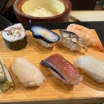 いずみ田 - 寿司ランチ　¥1000  握り8カン
