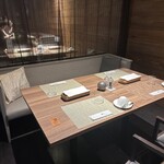 A Table - 店内 2024/08/14