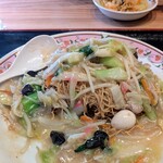 餃子の王将 - 撮り忘れそうだった。スキルの高い人が余計なことをせんで作ってるという感じ。なので炒め物を頼むと良いよ