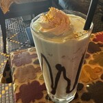 OVERWHELM HAMBURGER & BAR STAND - 