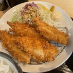お魚処 うおとも - アジフライ