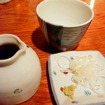 手打そば 大川や - 蕎麦汁＆薬味