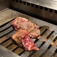 肉 希々 - 